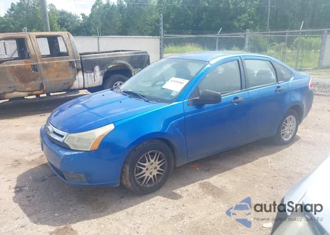 2010 Ford Focus Se z USA, uszkodzony, nr VIN 1FAHP3FNXAW286544